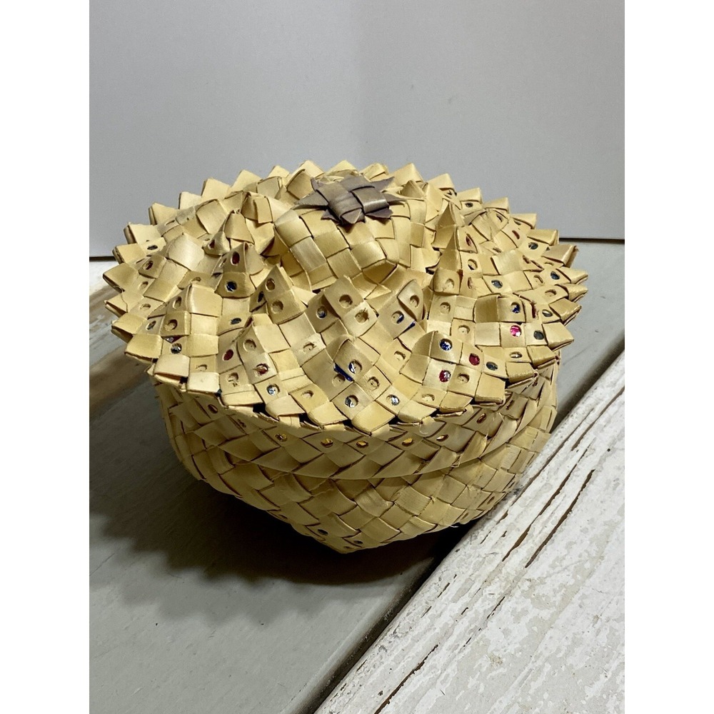 Vintage Woven Folded "Pineapple" Trinket Basket Handmade w Lid